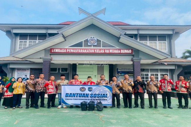 Tebar Manfaat, Lapas Muara Bungo Bagikan Bansos untuk Masyarakat