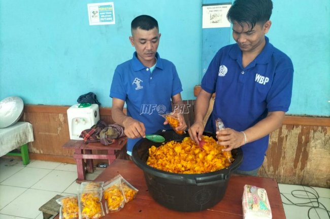 Lapas Sarolangun Dorong Kemandirian Warga Binaan Lewat Produk UMKM “Keripik Wabin”