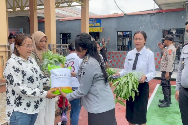 Tebar Kepedulian, Rutan Ambon Salurkan Bantuan Sosial untuk Keluarga Warga Binaan