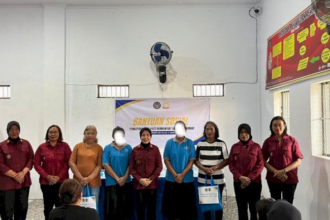 Lapas Perempuan Ambon Salurkan Bantuan Sosial untuk Keluarga Warga Binaan