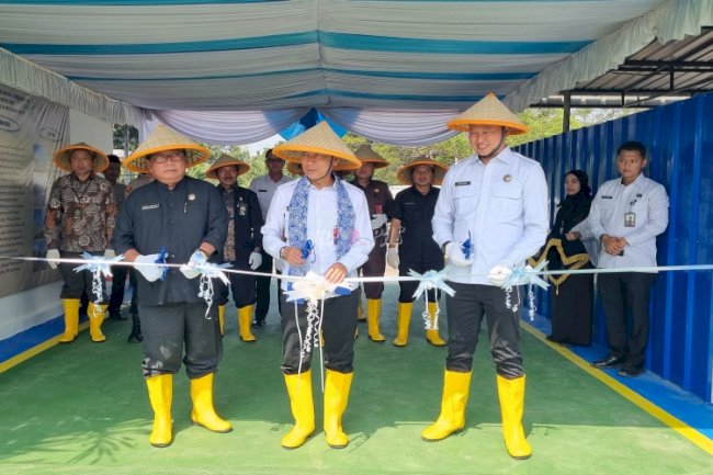 SAE Arumanis Lapas Indramayu Diresmikan, Langsung Panen Perdana Padi dan Lele
