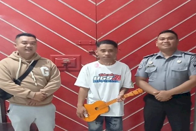 Dipajang di Barbershop, Alat Musik Keroncong Karya Warga Binaan Lapas Tahuna Laku Terjual