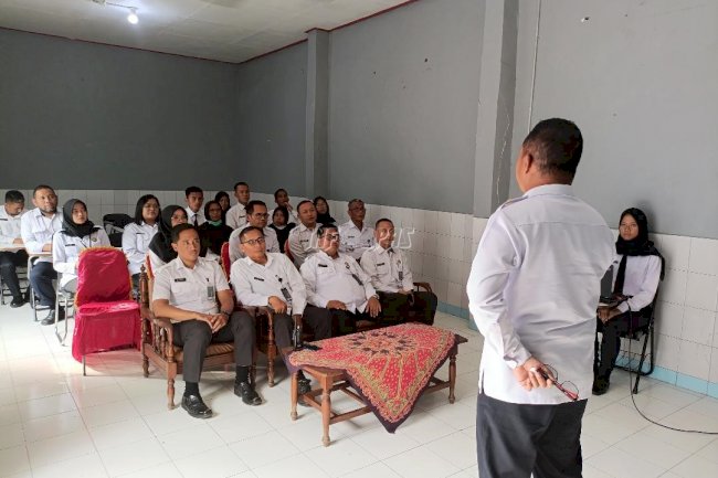 Bangun Semangat Kerja, Kakanwil Ditjenpas Jateng Sambangi Lapas Tegal 