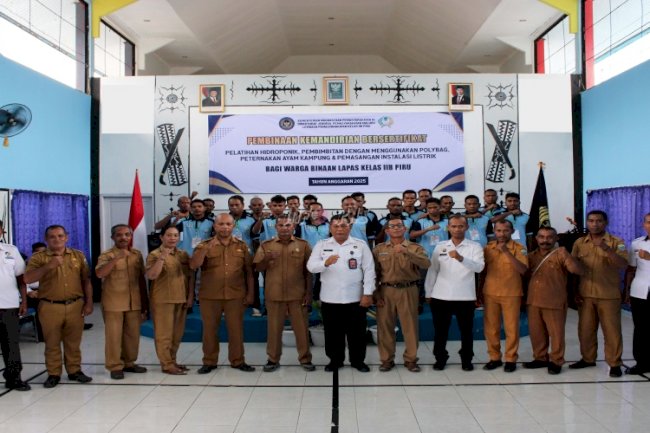 Dorong Keterampilan dan Kemandirian Warga Binaan, Lapas Piru Gelar Pelatihan bagi Warga Binaan