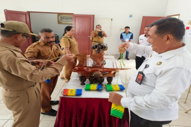 Produk Keterampilan Warga Binaan Lapas Piru Diapresiasi Pemkab SSB