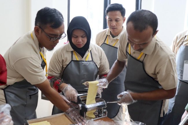 Bapas Jakarta Timur/Utara Latih Klien Buat Jamu hingga Mie Ayam