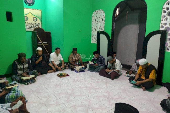 Petugas dan Warga Binaan Lapas Wahai Kompak Giatkan Yasinan