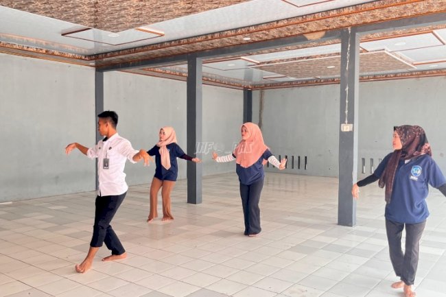 Lestarikan Budaya, Tarian Tradisional Warnai Pembinaan di Lapas Brebes