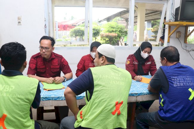 Dekatkan Layanan, Lapas Jambi Periksa Kesehatan Warga Binaan di Hunian