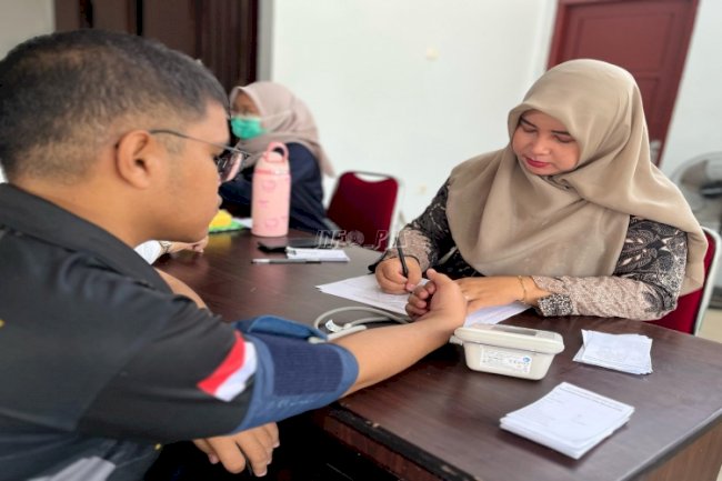 Gandeng Puskesmas Kampung Bangka, Kanwil Ditjenpas Kalbar Cek Kesehatan Pegawai