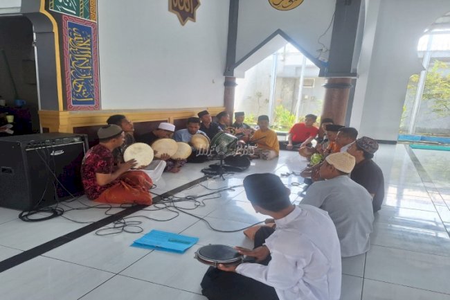 Irama Religi di Balik Jeruji, Warga Binaan Lapas Pemuda Madiun Asah Bakat Hadrah