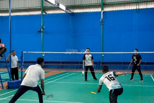 Semangat Kemerdekaan, Petugas Bapas Ambon Adu Skill Badminton