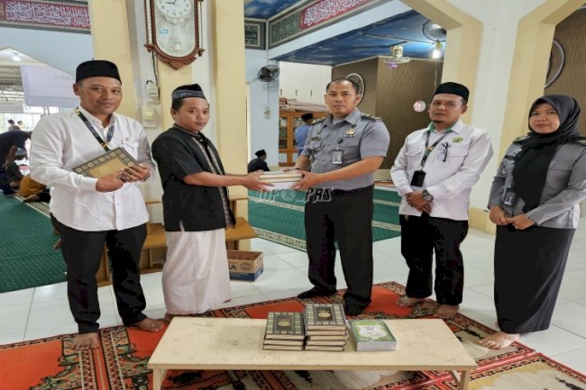 Lapas Kuala Tungkal Terima Al-Qur’an dan Iqra dari Kemenag Kab. Tanjung Jabung Barat