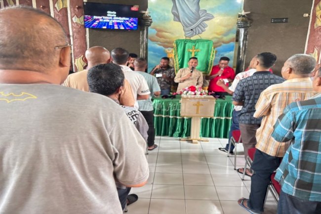 Ibadah Bersama Jemaat Gereja Waiheru, Rutan Ambon Teguhkan Iman Warga Binaan