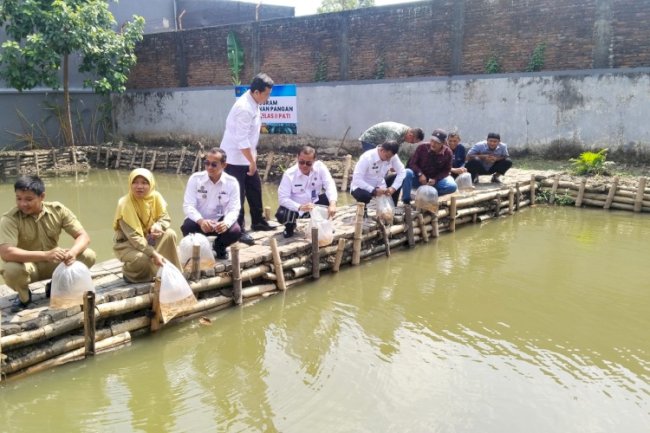 Dari Kolam Bapas Pati, Benih Harapan Ditebar bersama Masyarakat