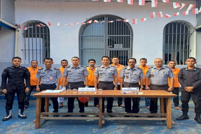 Komitmen Bersih Narkoba, Lapas Bandanaira Gelar Razia dan Tes Urine ‎