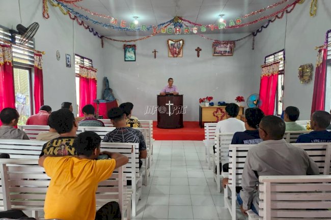 Ibadah Rutin Kristen di Lapas Kuala Tungkal Bawa Harapan Baru