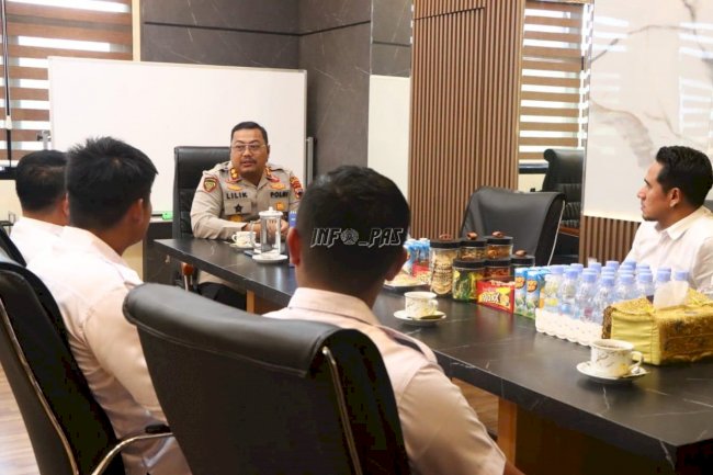Sambangi Kapolres Baru, Kalapas Brebes Perkuat Sinergi Pengamanan dan Pembinaan