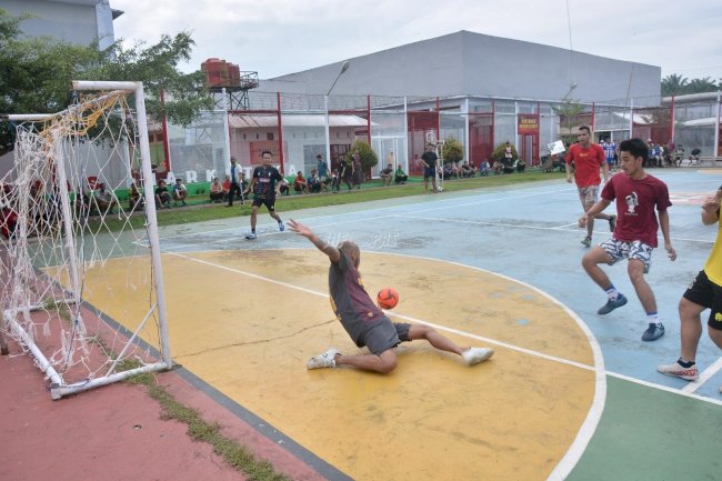 Futsal Warnai Perayaan HUT RI di Lapas Narkotika Muara Sabak