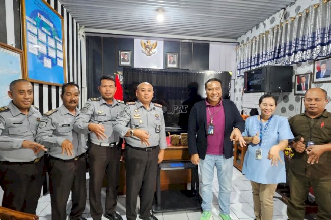  Rutan Bajawa Terima Televisi dari Program CSR BRI Cabang Bajawa