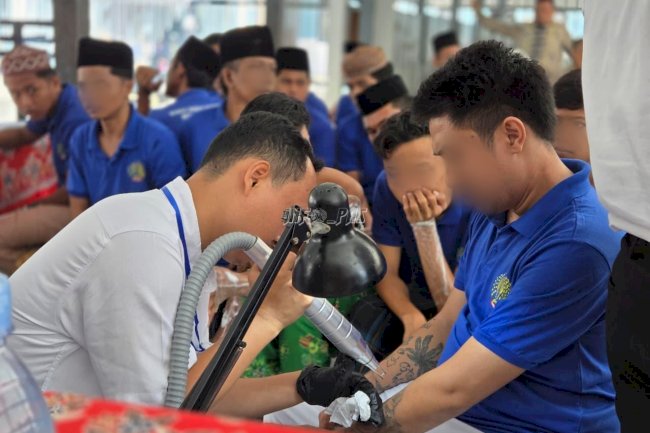 Mencari Hidayah di Balik Jeruji, Rutan Sampang Gelar Program Hapus Tato