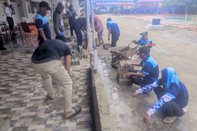 Warga Binaan Lapas Tolitoli Ikuti Pelatihan Pertukangan Batu Bersertifikat