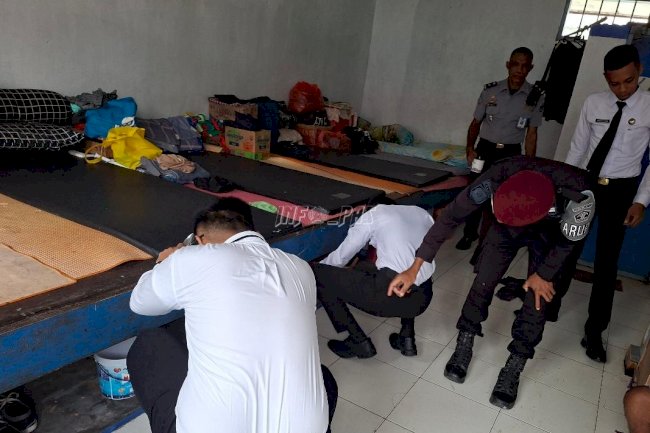 Lapas Saparua Awali September dengan Razia Pagi Hari