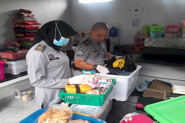 Bersih-Bersih Barang Terlarang, Lapas Perempuan Jambi Geledah Kamar Hunian