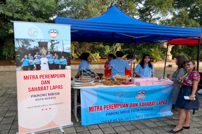 Produk Warga Binaan Lapas Cibinong Diminati Umat Gereja Katolik Paroki Cibubur