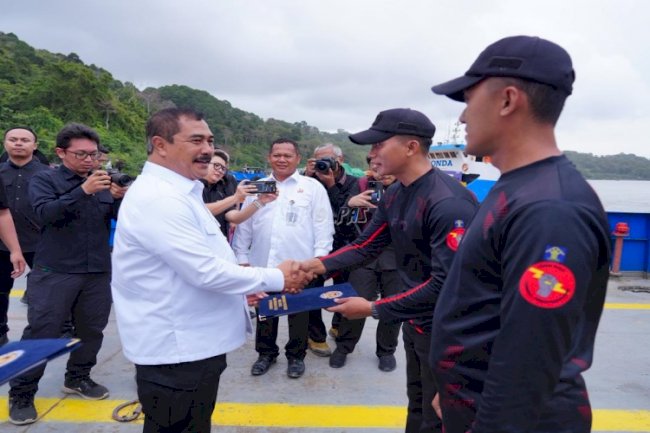 Tiga Petugas Nusakambangan Naik Grade, SK Diserahkan Langsung Menimipas