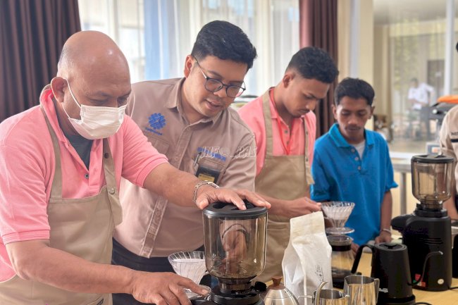 Bapas Ambon Latih Klien Jadi Barista Profesional
