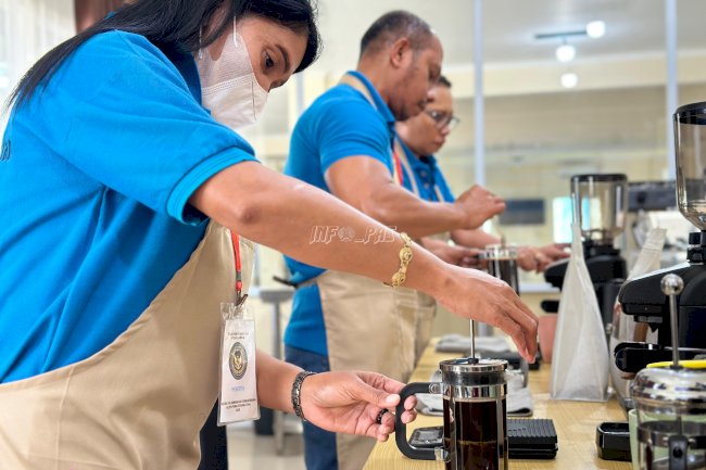 Bapas Ambon Latih Klien Tiga Teknik Olah Kopi Kekinian