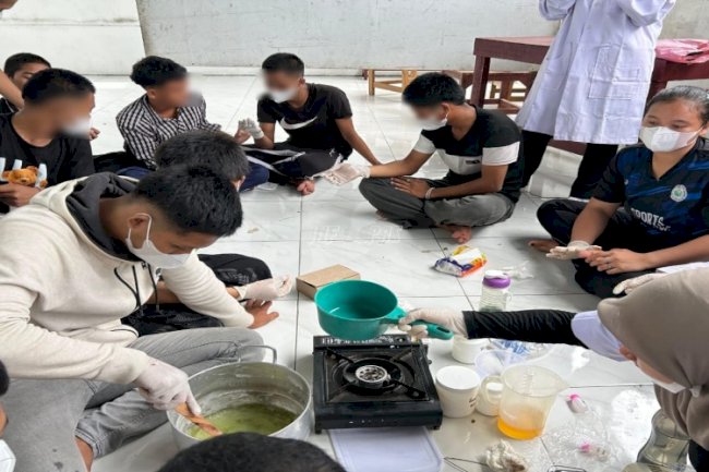 Anak Binaan LPKA Medan Praktik Membuat Sabun dan Lilin bersama Mahasiswa UNIMED