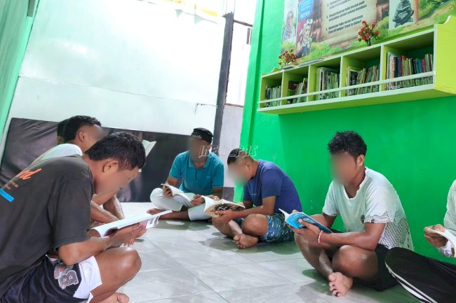Isi Hari Libur, Warga Binaan Lapas Wahai Tingkatkan Literasi