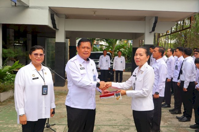 Pengabdian Tiga Dekade, Rismawati Terima Satyalancana Karya Satya 30 Tahun