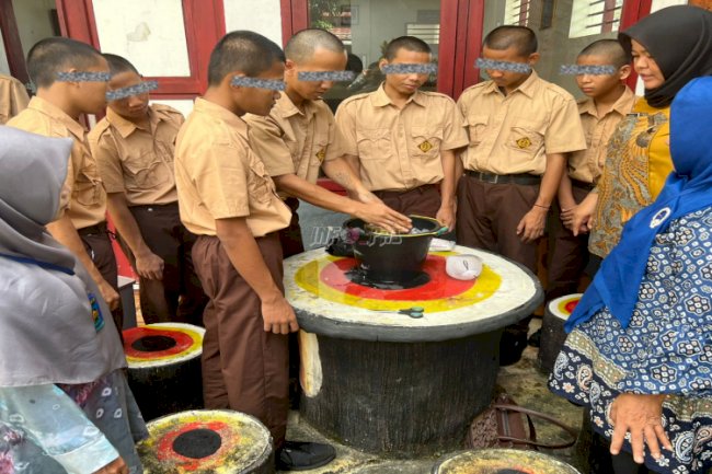 LPKA Palembang dan SKB Banyuasin Latih Anak Binaan dalam Pembuatan Es Krim