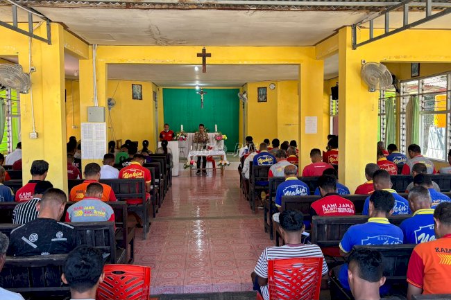 Lapas Atambua Perkuat Iman Warga Binaan Lewat Pembinaan Kerohanian
