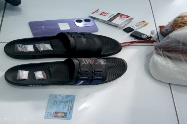 Petugas P2U Lapas Kuala Tungkal Gagalkan Penyelundupan Sabu dalam Sandal