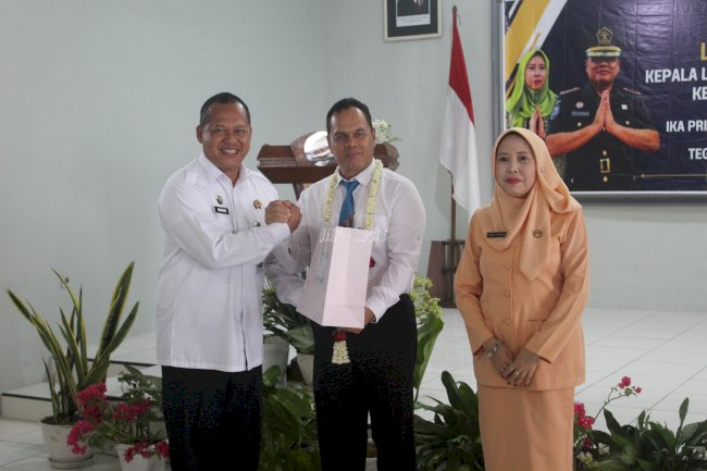 Kakanwil Ditjenpas Jateng Dorong Inovasi Pemasyarakatan saat Sertijab Kalapas Pekalongan