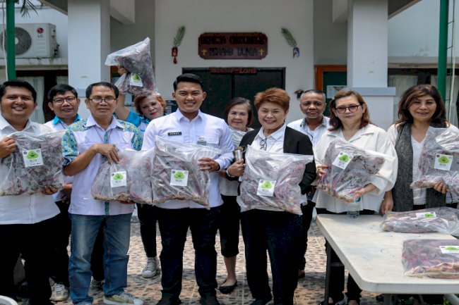 Bayam Merah Hidroponik Lapas Cibinong Diborong GPIB Trinitas dan Yayasan YAKINLAH 