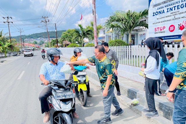 Lapas Luwuk Tebar Kepedulian Lewat Bansos Jumat Berkah