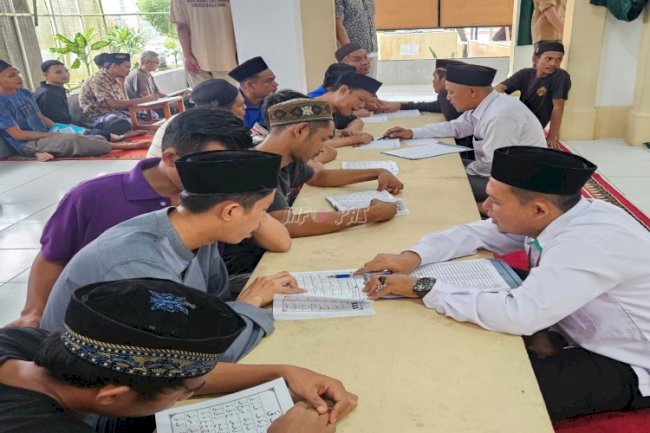 Warga Binaan Lapas Kuala Tungkal Belajar Iqra dan Mengaji