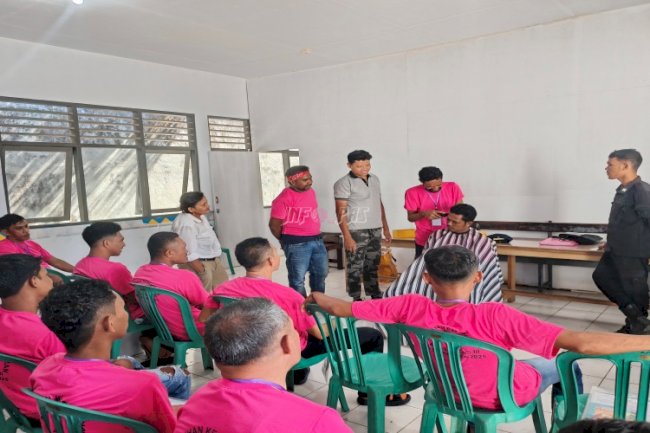 Lapas Bandanaira Tingkatkan Bekal Kemandirian Warga Binaan dengan Pelatihan Barbershop