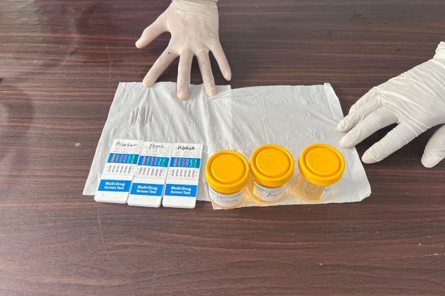 Lapas Piru Gelar Tes Urin, Komitmen Nyata Wujudkan Lapas Bersinar