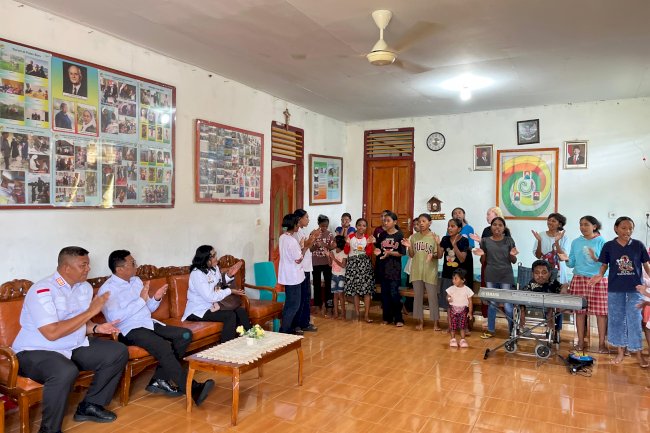 Kanwil Ditjenpas Maluku Wujudkan Pemasyarakatan Humanis Lewat Program Bapas Peduli