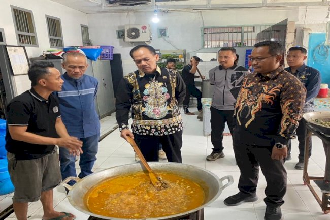 Kakanwil Ditjenpas Sultra Sambangi Rutan Kolaka, Pantau Kondisi Hunian dan Pelayanan Warga Binaan