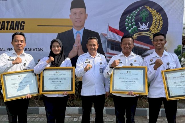 Berhasil Cegah Penyelundupan Narkoba, Empat Petugas Lapas Pemuda Madiun Terima Penghargaan
