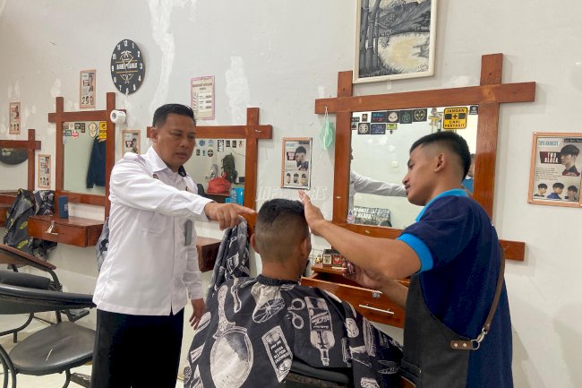 Lapas Kelas I Tangerang Kembangkan Barbershop, Cetak Warga Binaan Mandiri