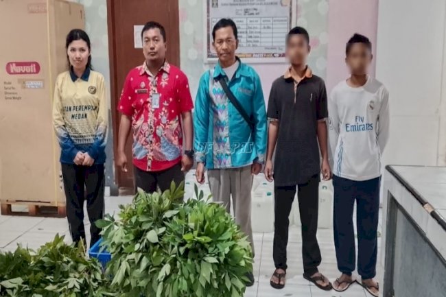 LPKA Medan Serahkan 25 Kg Daun Ubi Produktif ke Rutan Perempuan Medan