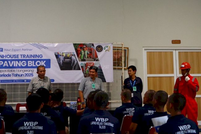 Lapas Kelas I Tangerang dan HSP Academy Bekali Warga Binaan dengan Keterampilan Pembuatan Paving Blok
